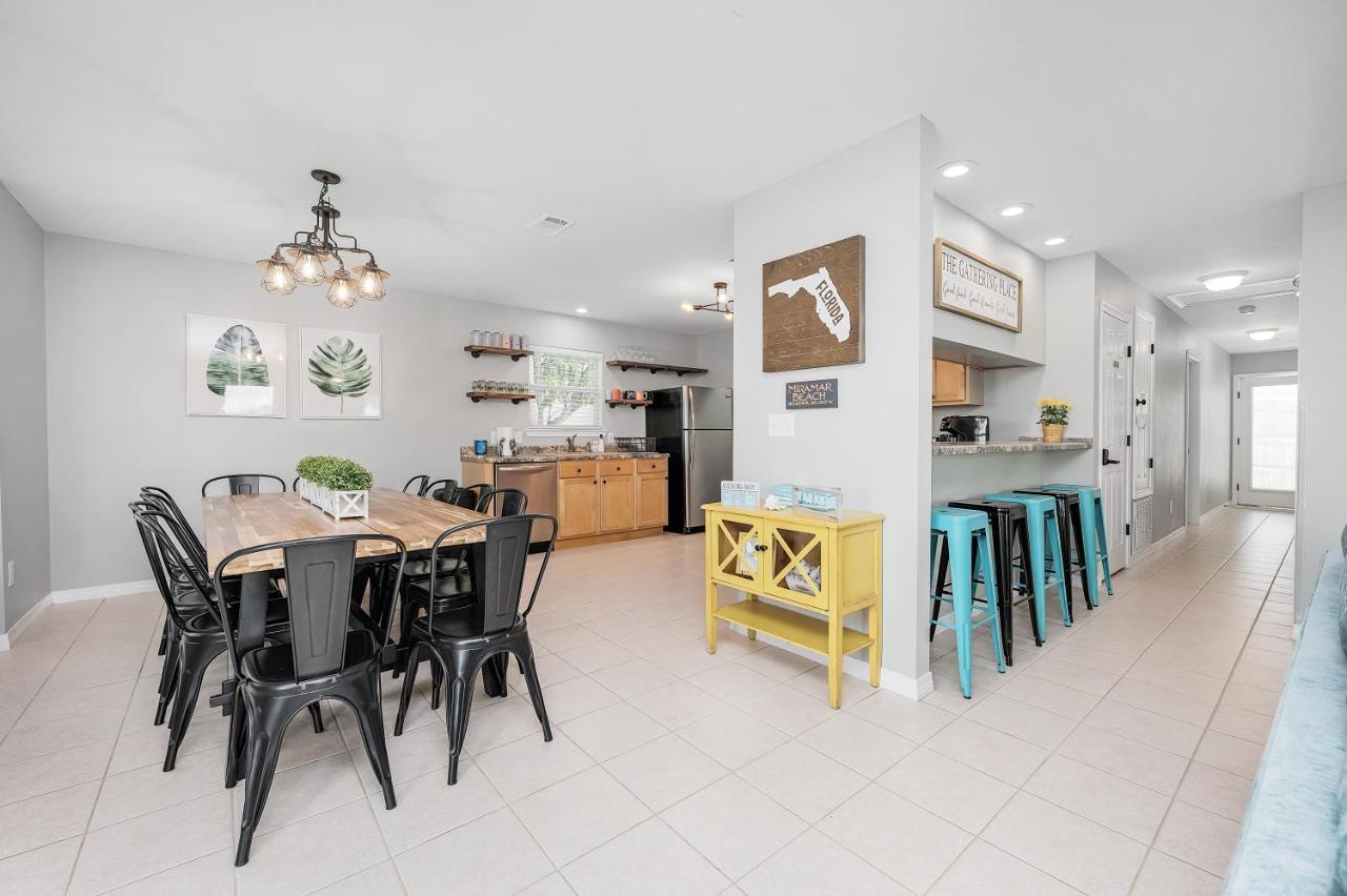 Private Beach Access, Fenced Yard & Pet Friendly, Pool, Cabana Life Beach House Дестин Экстерьер фото